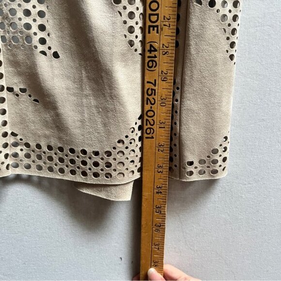 Melanie Lyne brushed suede sleeveless waterfall vest Sz L 22" PTP - Picture 10 of 10